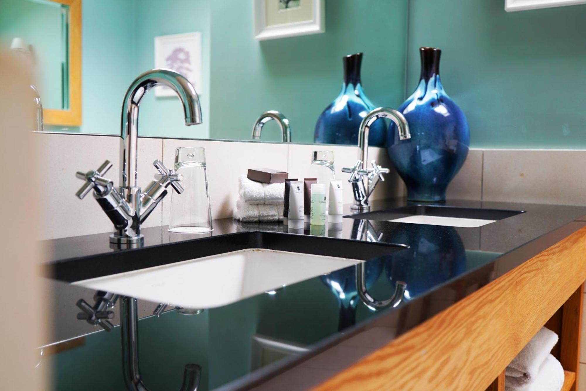Feversham Arms Hotel & Verbena Spa Helmsley Room photo